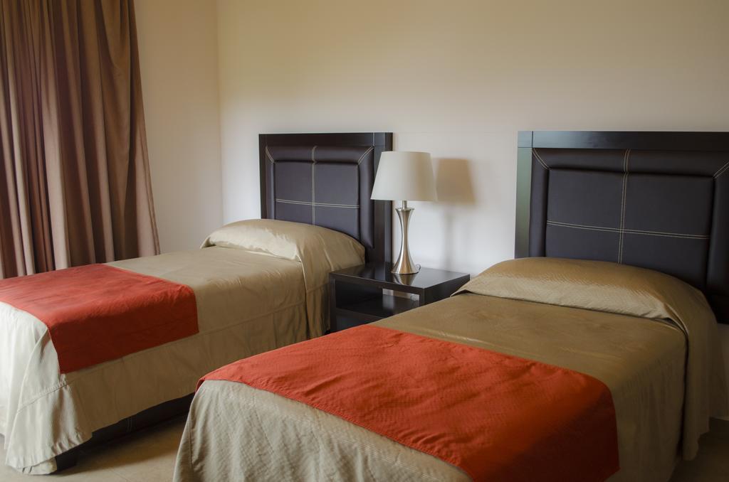 Villaseca Hotel Spa Golf Leon Ngoại thất bức ảnh